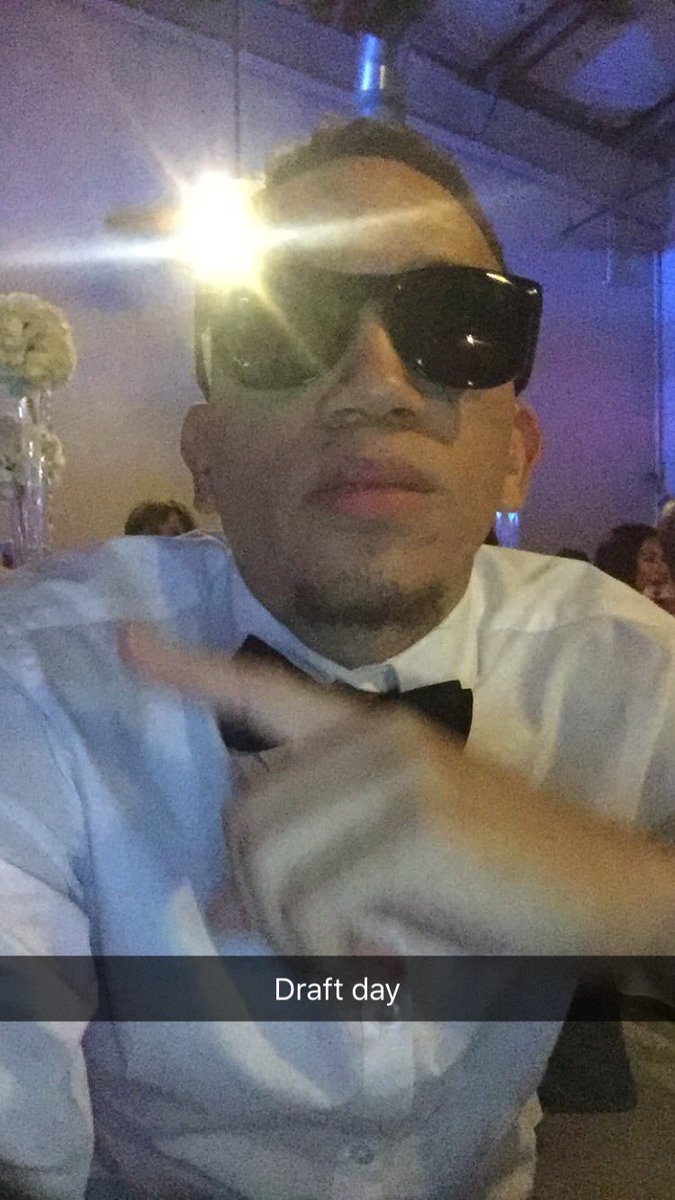 HodgesTheGreat's tweet photo. .@cdyhrndz24 's my agent, big night for the family. https://t.co/EkdCp76YJq
