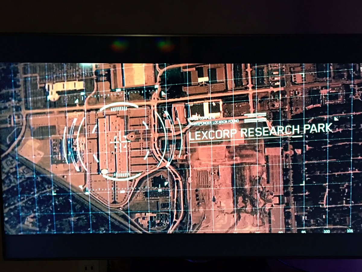 RyanAMetzger's tweet photo. How dis we not notice this before???!!!! https://t.co/VCFf7QSwea