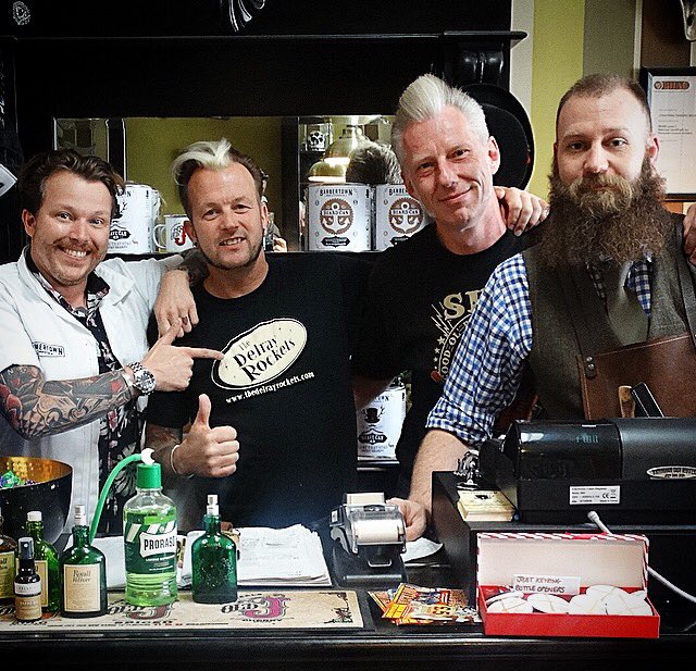 Keepin Gaz's and Oz's Quiffs Quiffed ... From <a href="/DelrayRockets/">The Delray Rockets</a> .. #StaySharp Fella's .. 💈