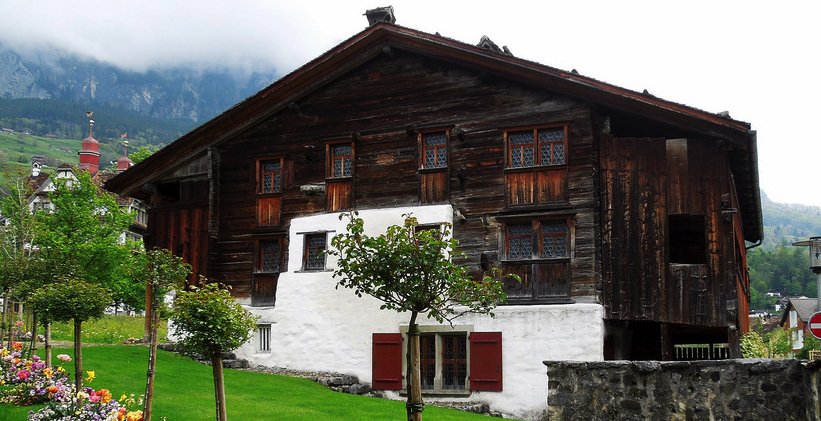 maderea_web's tweet photo. La casa de #madera más antigua de Europa tiene 700 años https://t.co/sUWt76iLA9 https://t.co/k9pqrifMJ7