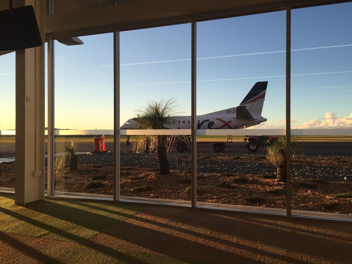 johnfstuart's tweet image. Flying back from Parkes soon!! Sydney here I come!