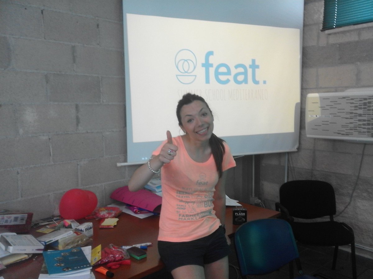 Ffoodinstitute's tweet photo. .@ClaireCecchini Walking the talk and launching Feat Summer Challenge at #FoodInMed #FeatApp #Healthyliving https://t.co/d8C9xnRu2Y