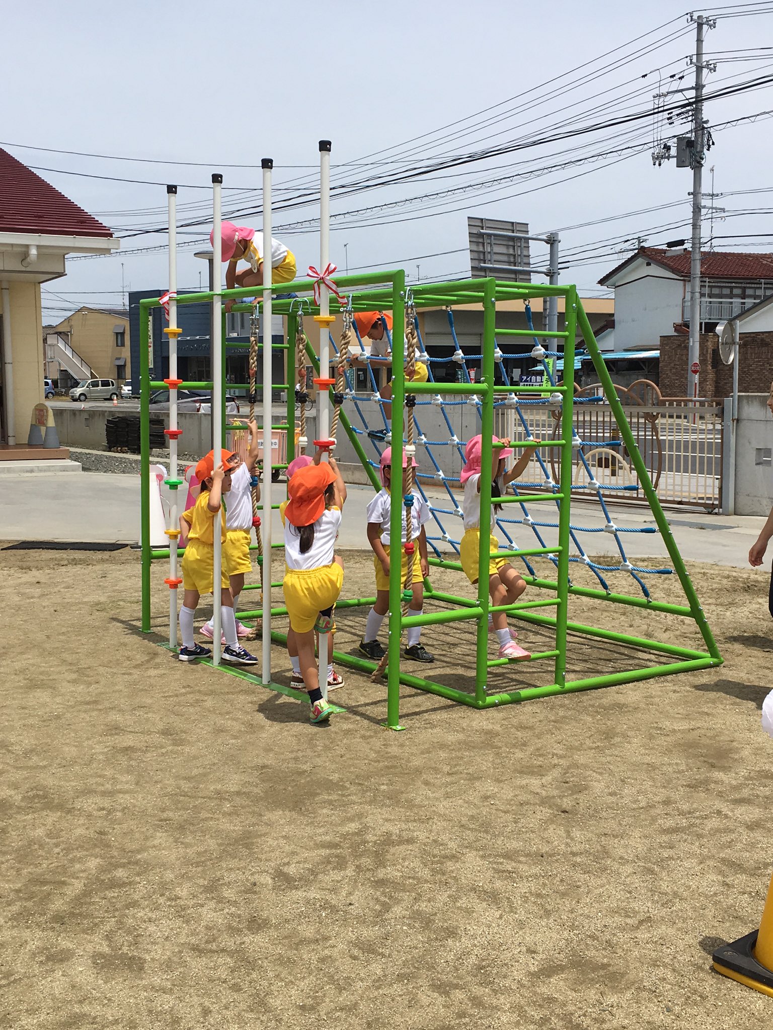 福島めばえ助成金 小名浜白百合幼稚園に来ています 今日は 福島めばえ助成金を使って設置いただいた はんとう棒 のお披露目式です T Co Jvonwzzm2a Twitter 福島めばえ助成金 小名浜白百合幼稚園に来ています 今日は 福島めばえ助成金を使って設置いただいた はんとう棒 のお披露目式です T Co Jvonwzzm2a Twitter