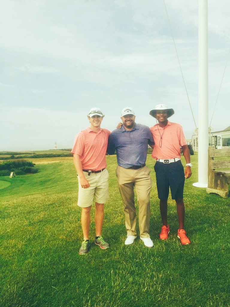 chasebvnk's tweet photo. Really enjoyed caddying for one of the greatest golfers and one of the nicest guys on the PGA tour! @JasonGore59 https://t.co/ILX1dX8Fab