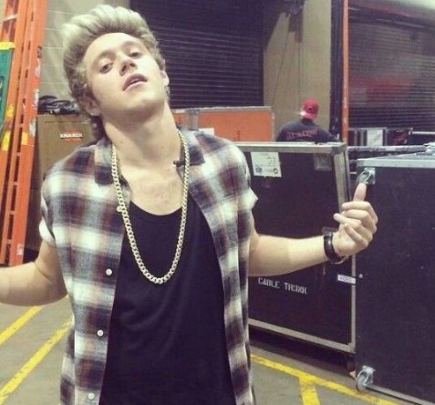 smokingwzay's tweet photo. BOOM BITCH GET OUT THE WAY!
#OhNoDaniel #ALOTO #1DIsBack https://t.co/Gqqw44XuWy