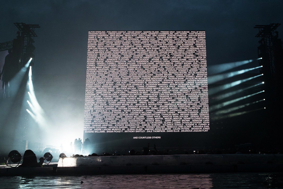 BeyLegion's tweet photo. Beyoncé holds a moment of silence in honor of the victims of police brutality; names shown on a 60feet high monolith https://t.co/uaYRoSlxYL