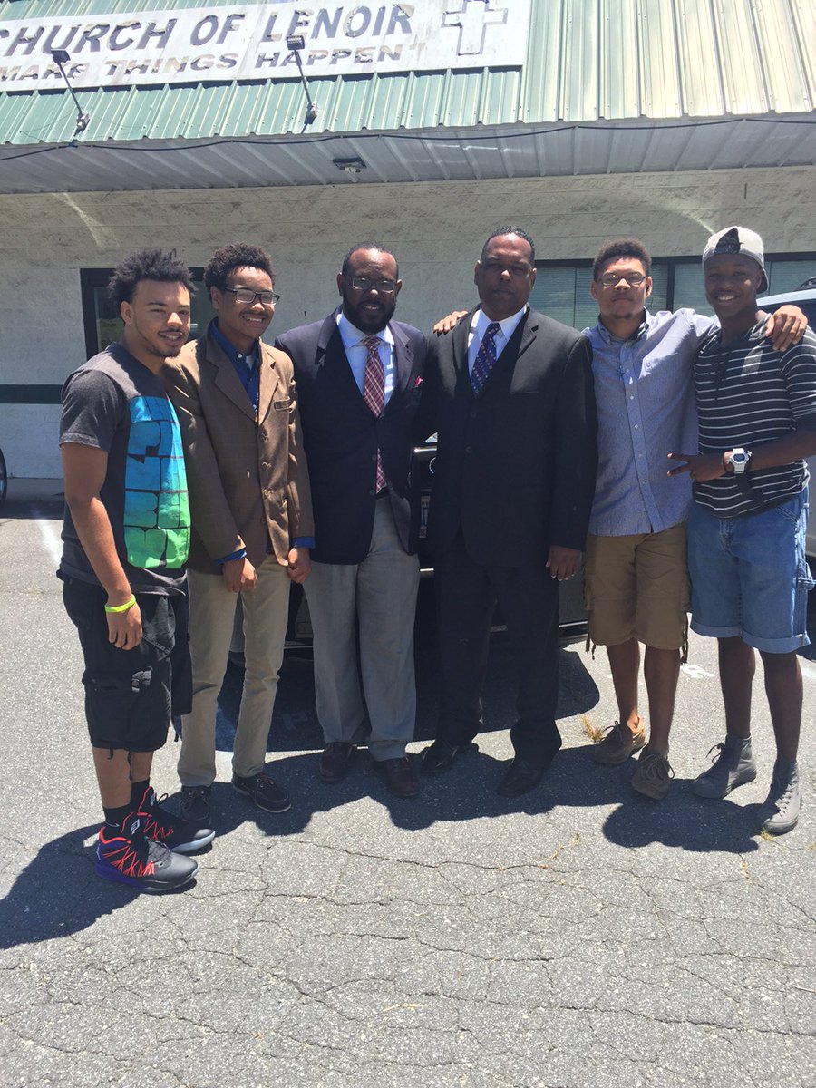 AConeConsulting's tweet photo. This is my husband, my brother, my nephew and my sons! #valuable #nohashtagshere #praying4God'sprotection #Psalms91 https://t.co/YCJy6NMvYl