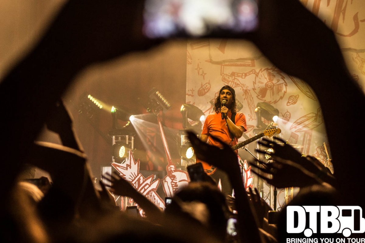 Digital Tour Bus (@digitaltourbus) on Twitter photo Check out our gallery feat <a href="/piercetheveil/">Pierce The Veil</a> <a href="/ithemighty/">I the Mighty</a> <a href="/movementsCA/">Movements</a> at digtb.us/29ETFbk #TheMisadventuresTour Check out our gallery feat <a href="/piercetheveil/">Pierce The Veil</a> <a href="/ithemighty/">I the Mighty</a> <a href="/movementsCA/">Movements</a> at digtb.us/29ETFbk #TheMisadventuresTour