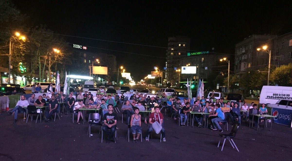 araz_baghd's tweet photo. #evnsummer is amazing, especially during #euro2016. #karapilich and #kasyan square #yerevan. This is how we roll :) https://t.co/WvUh83Viyx