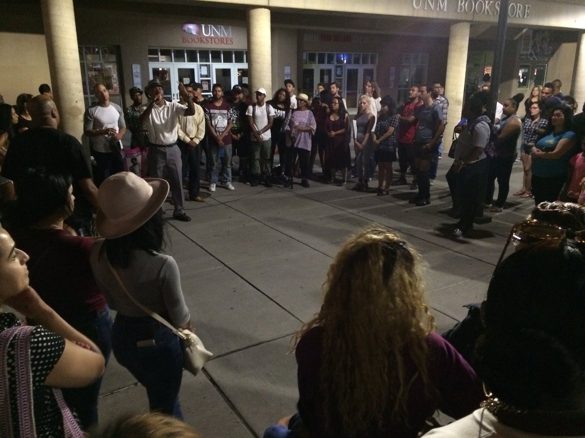 KRQEPhotoDroog's tweet photo. Speakers and #BlackLivesMatter activists rally at UNM tonight in light of recent police shootings. https://t.co/TVrLgp9jz1