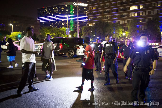 View image on Twitter