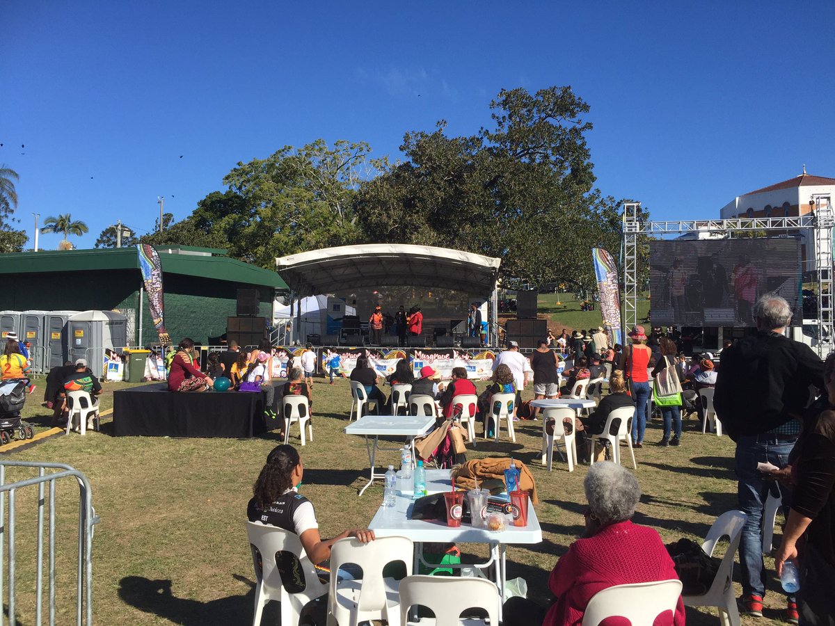 wmoorhead's tweet photo. Amazing vibe at Musgrave Park today for the #NAIDOC2016 family fun day https://t.co/TvF2SuPFgU