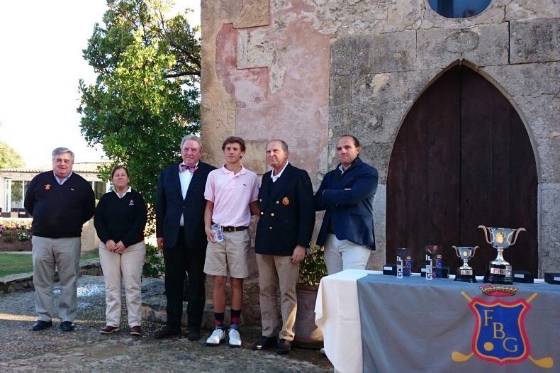 Iñigo Romero tercero en la XVI Copa Siero -  fvgolf.com/es/ultima-hora…