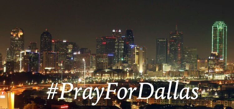 Chickityta's tweet photo. #PrayForDallasPD 🙏 https://t.co/7tgSAPmq1v
