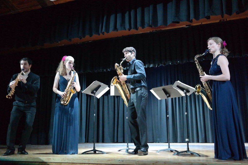 NicandroCarTol's tweet photo. @MelismaSax4tet pieza final de la presentación en el Foro Cultural de la Magdalena Contreras #MelismaOnTour #Melisma https://t.co/qUsD2flVeD