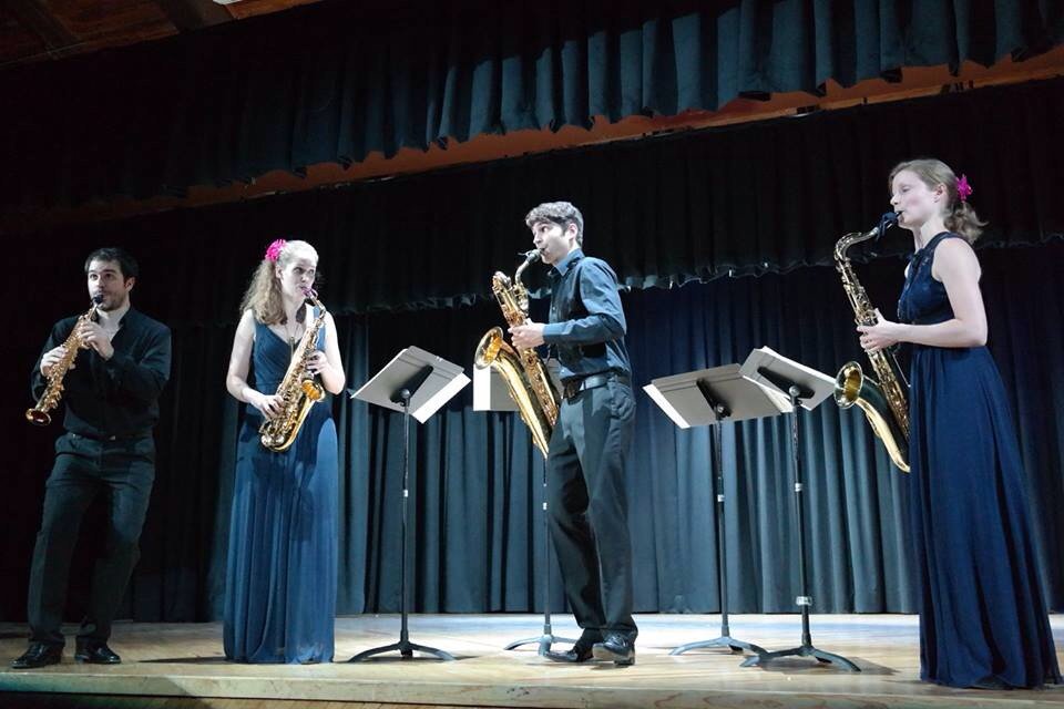 NicandroCarTol's tweet photo. @MelismaSax4tet pieza final de la presentación en el Foro Cultural de la Magdalena Contreras #MelismaOnTour #Melisma https://t.co/qUsD2flVeD