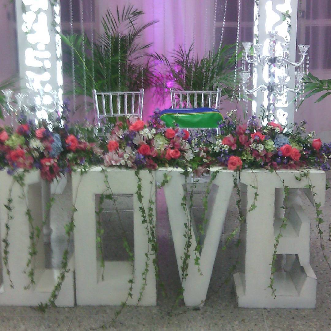 decoracioneslue's tweet photo. Decoraciones de Fiestas y Eventos en Barquisimeto y a Nivel Nacional Llamanos 04141594989 https://t.co/f1NihIVmEr