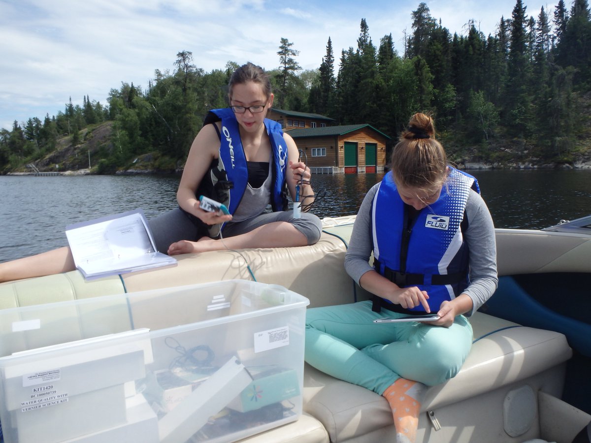 tecvoccls's tweet image. Successful research day in Kenora, Ontario. One site down, four more to go. #tecvoc #CanLightSource