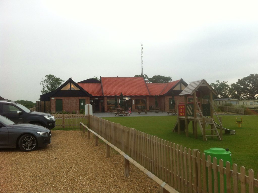 LukeDealBBC's tweet photo. .@BBCSuffolk Talking Broadband &amp; Tourism @hawwood &amp; it's raining more at 0710 on the breakfast show https://t.co/andYY2fB7C