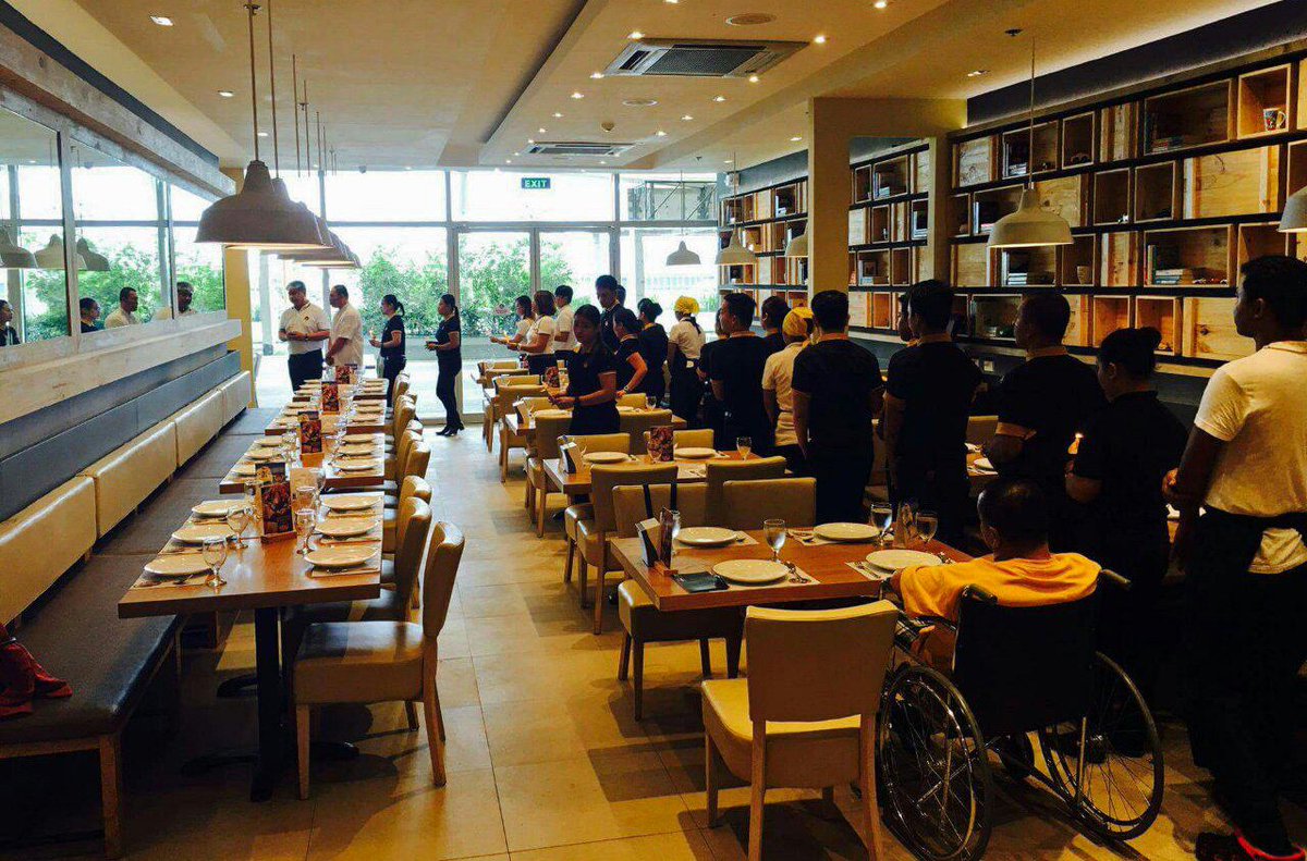 kuyajresto's tweet photo. Mag-Crispy Pata na sa newly opened Kuya J branch sa @SMCabOfficial! #kuyaj https://t.co/gF50FXGXxV