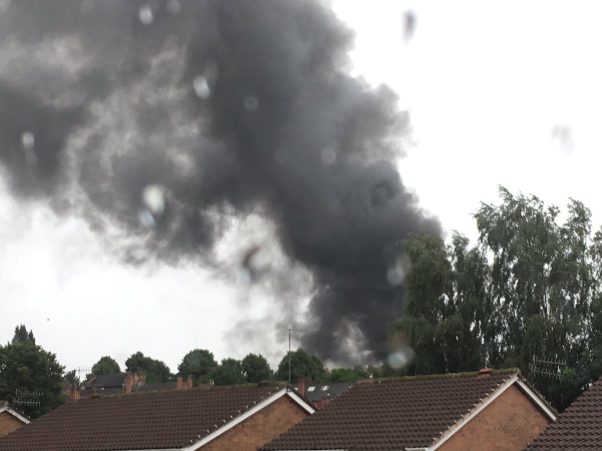 NottsRAYNET's tweet photo. Huge fire in the Basford area, emergency services busy this morning. Hope no one is injured. https://t.co/WjamaGID4q