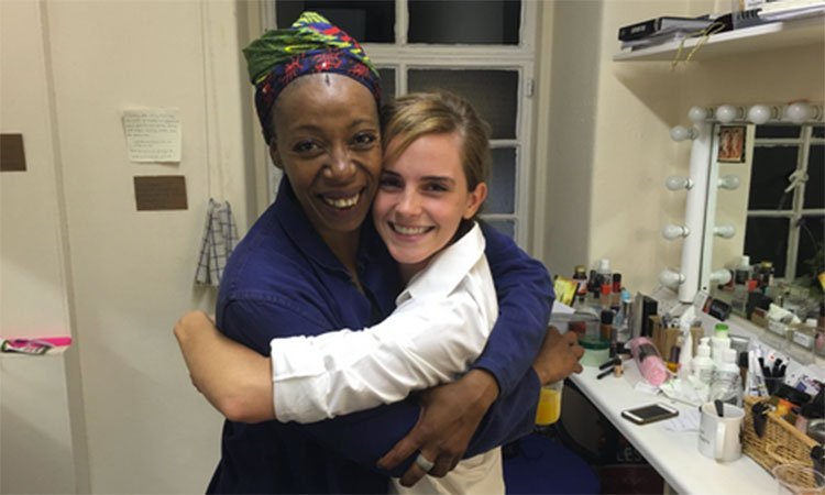 Hermione meets Hermione as @EmWatson goes backstage at #HarryPotterAndTheCursedChild radiotimes.com/news/2016-07-0…