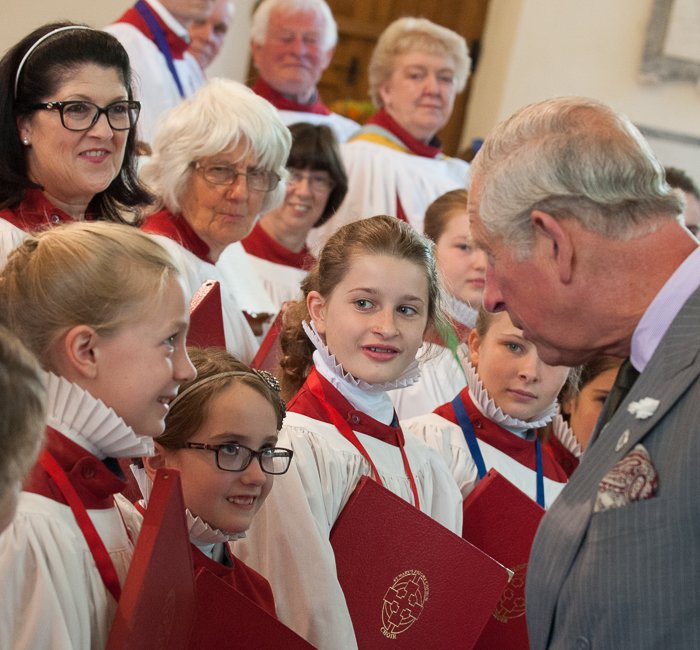 shotwithspirit's tweet photo. #HRH #PrinceofWales with @StMarysPriory choir after Blessing of stunning #JesseWindow in #Abergavenny @LoveYFenni https://t.co/KOMgik1fZw