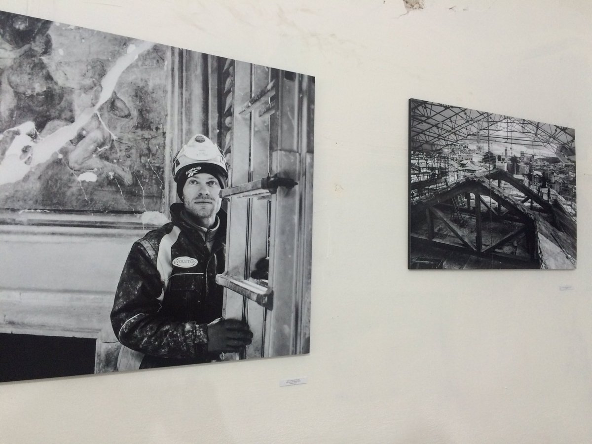 Una mostra fotografica che racconta chi sta ricostruendo L'Aquila #storiediavoro #fdp2016 #iopartecipo