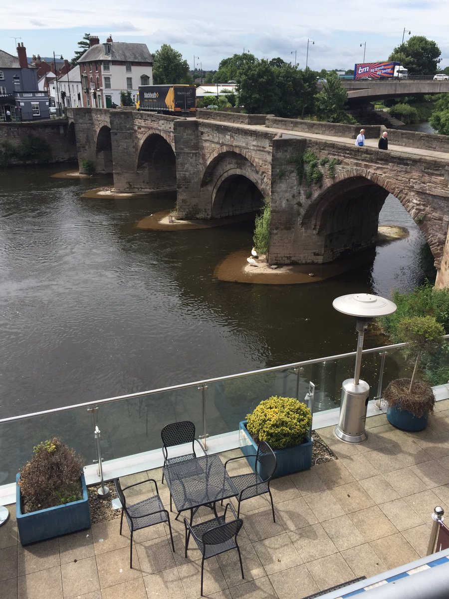 What a stunning morning with <a href="/Holistic_Zoe/">Zoë Mason</a> at #VillageBeats #Hereford #EcstaticDance <a href="/Dekoffiepothfd/">De Koffie Pot</a> <a href="/HfdLeftBank/">Left Bank Village</a>