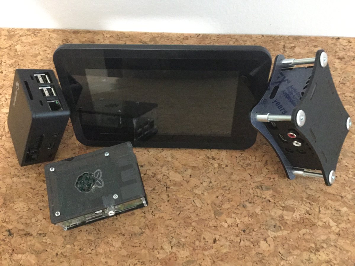 Max2Play's tweet photo. Easy instruction for multiroom audio. Watch this. https://t.co/NIu9FpqJXt #RaspberryPi #IQaudIO #Max2Play #DIY https://t.co/AcPK82VMwd