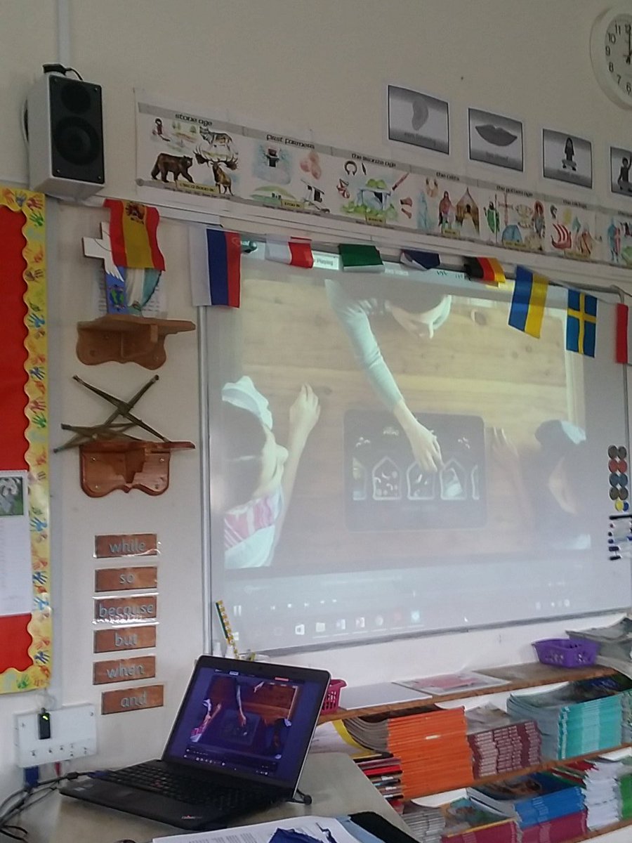 ffarry1's tweet photo. Learning about @Schools_Digital with @mcmaholi now on #embedict16 https://t.co/fZ6iwfvkya