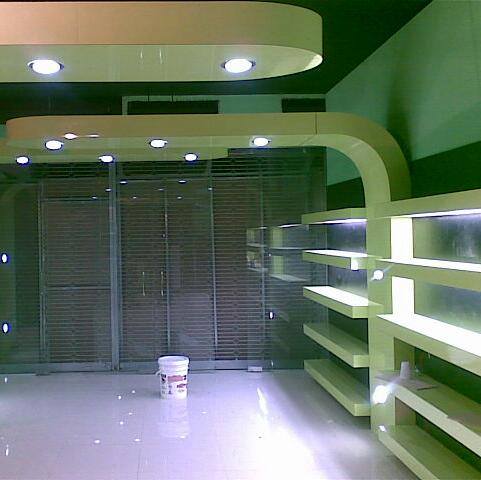 MileniumCuisim's tweet image. #BuenViernes arcos y entre paños con luces y piso en porcelanato!!! cc. chacaito, caracas @MileniumCuisim