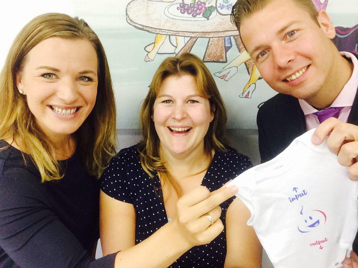 Thanks <a href="/BrittBreure/">Britt Breure</a> <a href="/HansdeZwaan/">Hans de Zwaan</a> <a href="/AFAS/">AFAS Software</a> tof dat jullie er waren! Foto met romper komt....#verlof #lunch #thanks