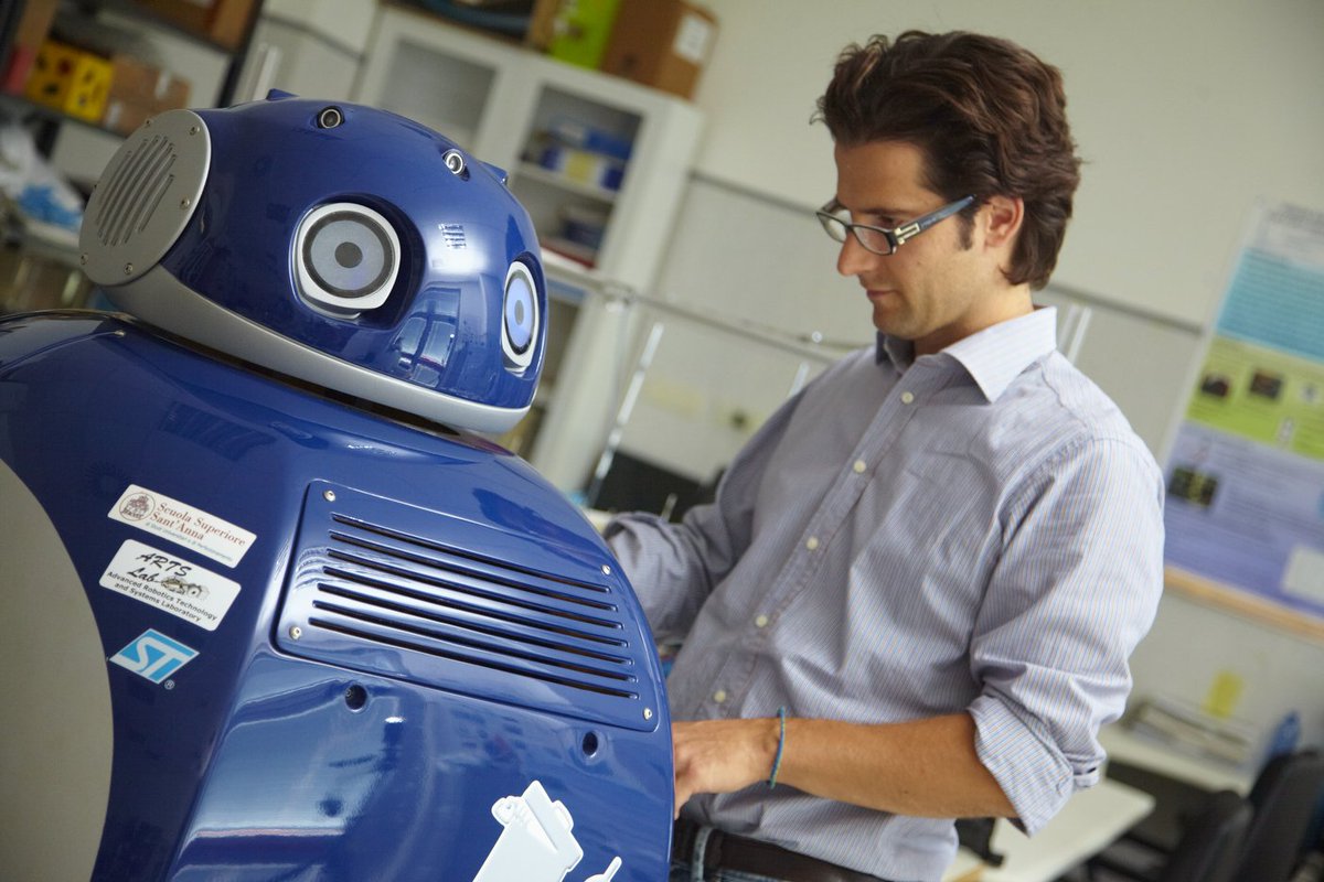 ScuolaSantAnna's tweet photo. "Normare" la robotica, sfida europea: lunedì 11 si apre a #Pisa prima summer school italiana https://t.co/NsUTr4oRKP https://t.co/mkowOgZTOv