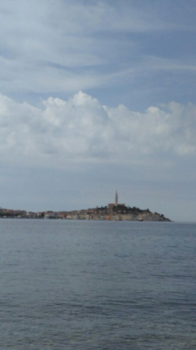 josipaudovicic's tweet photo. ...time for coffee😎☀️☕️
#coffee #beach #lovesummer #rovinj #visitcroatia #housemarijarovinj https://t.co/YA1im68NyQ