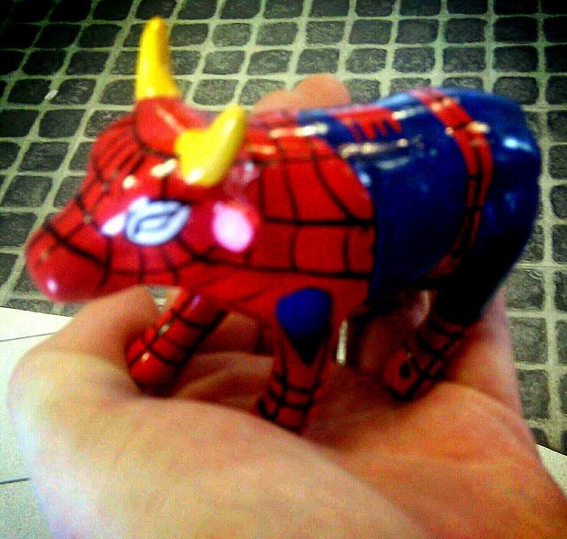 PuzzlerT's tweet photo. Didn't think #CowAppreciationDay was until Tuesday, but what the Hell...
#cartographycow
#rollercow
#spidercow https://t.co/lvb2wUOiQ3