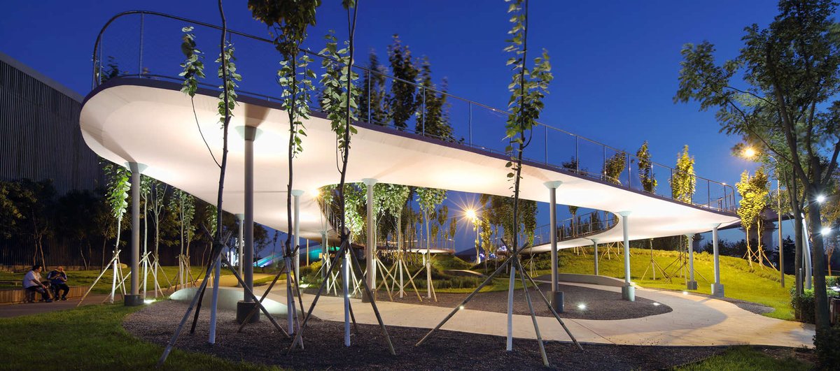 Architizer's tweet image. @CountsStudio created an urban oasis in Beijing: arc.ht/29v6n9L