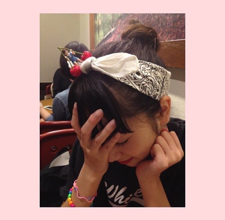 __nanaty___'s tweet photo. 小松菜奈×フチ子さん https://t.co/4dPGbHfAsF