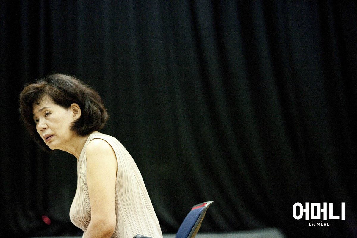 mdtheater's tweet photo. "아이 둘, 그게 아무것도 아닌 건 아니지.
그래 둘... 셋, 당신까지."

<어머니 La Mère>
플로리앙 젤레르 작 / 이병훈 연출
https://t.co/8Y0HhdpMNl https://t.co/IBUyOHfXvX