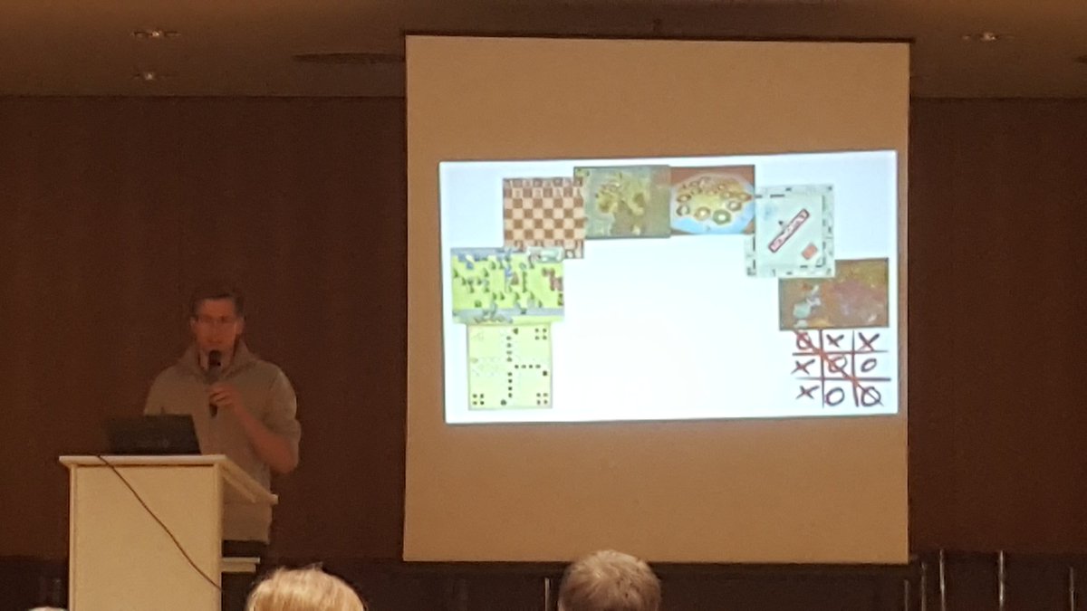 Rolf_Drechsler's tweet image. Präsentation des Projekts #DeepGame von @agra_uni_bremen beim Projekttag #Informatik an der @UniBremen