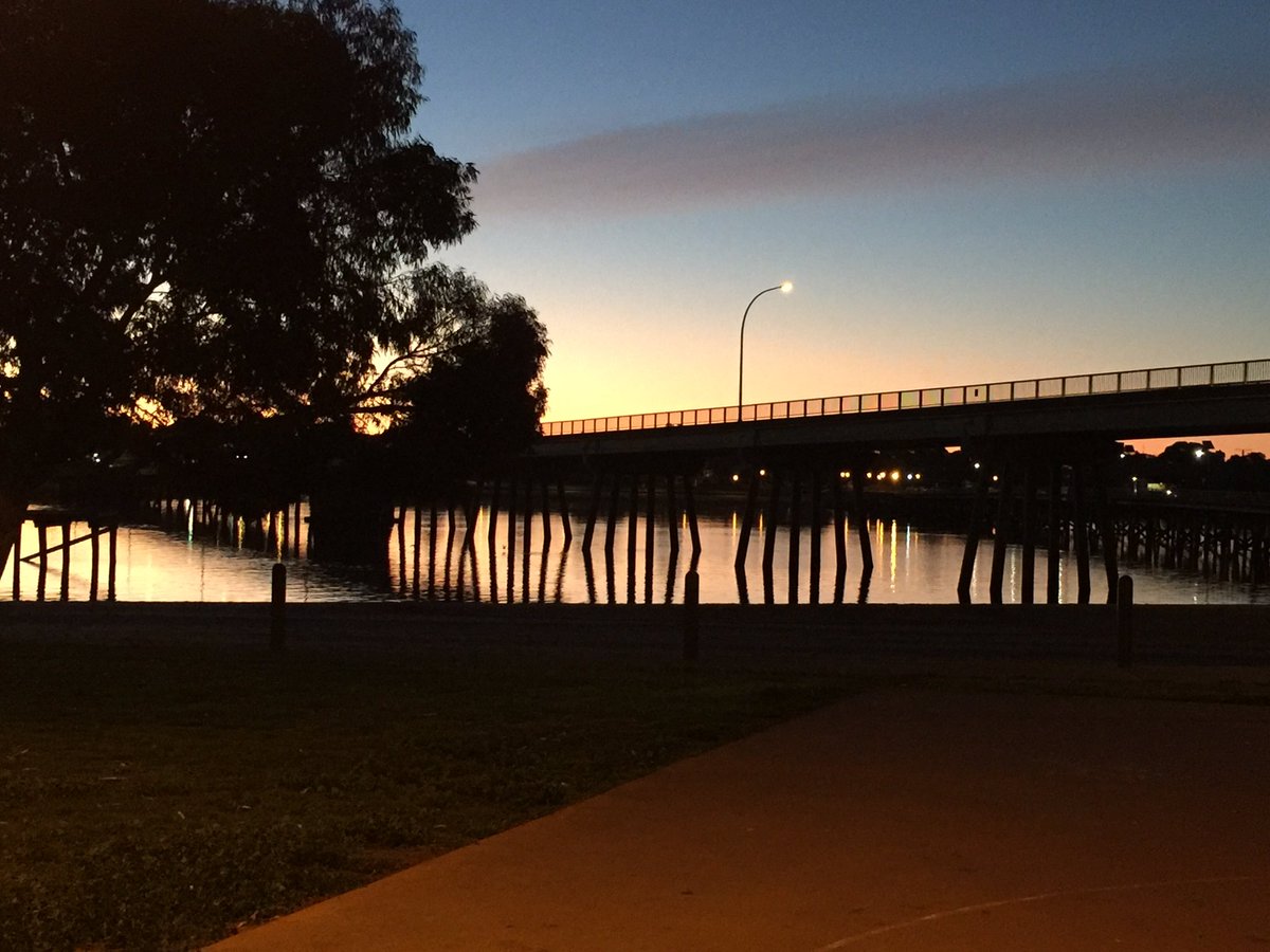 rypen's tweet photo. Beautiful night https://t.co/D8S74mRbym