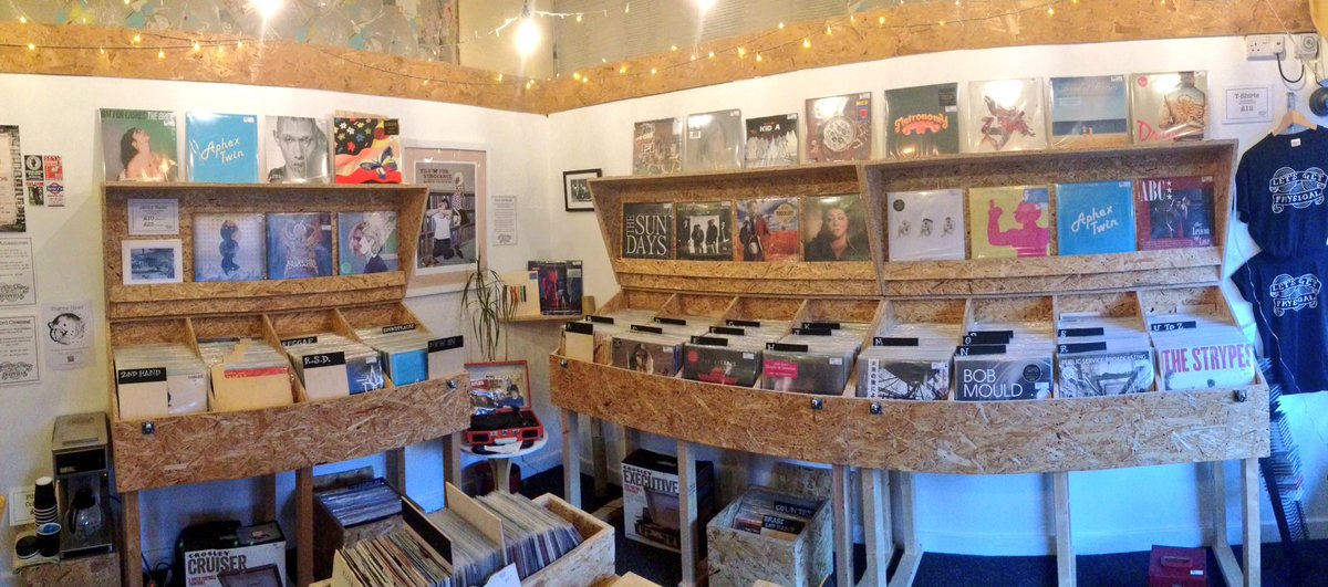 Spinning_Discs's tweet photo. Racks stacked and packed ready for #VinylFriday and the #Weekebd @Spinning_Discs #Sheffieldis #Vinyl https://t.co/HhvBrqSYId