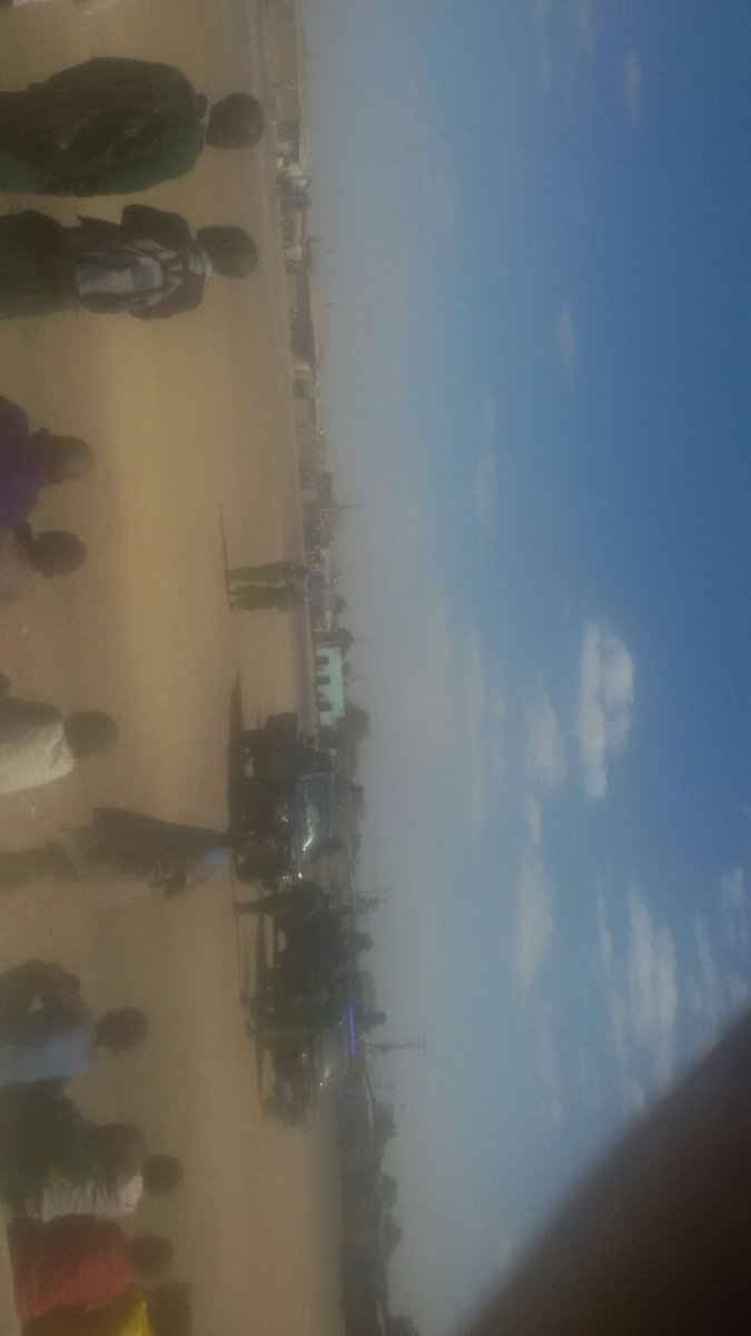 Zambia at crossroads the PF police stops upnd rally in chawama happening now @UPND2016 @ZEIC_2016 #Zambia