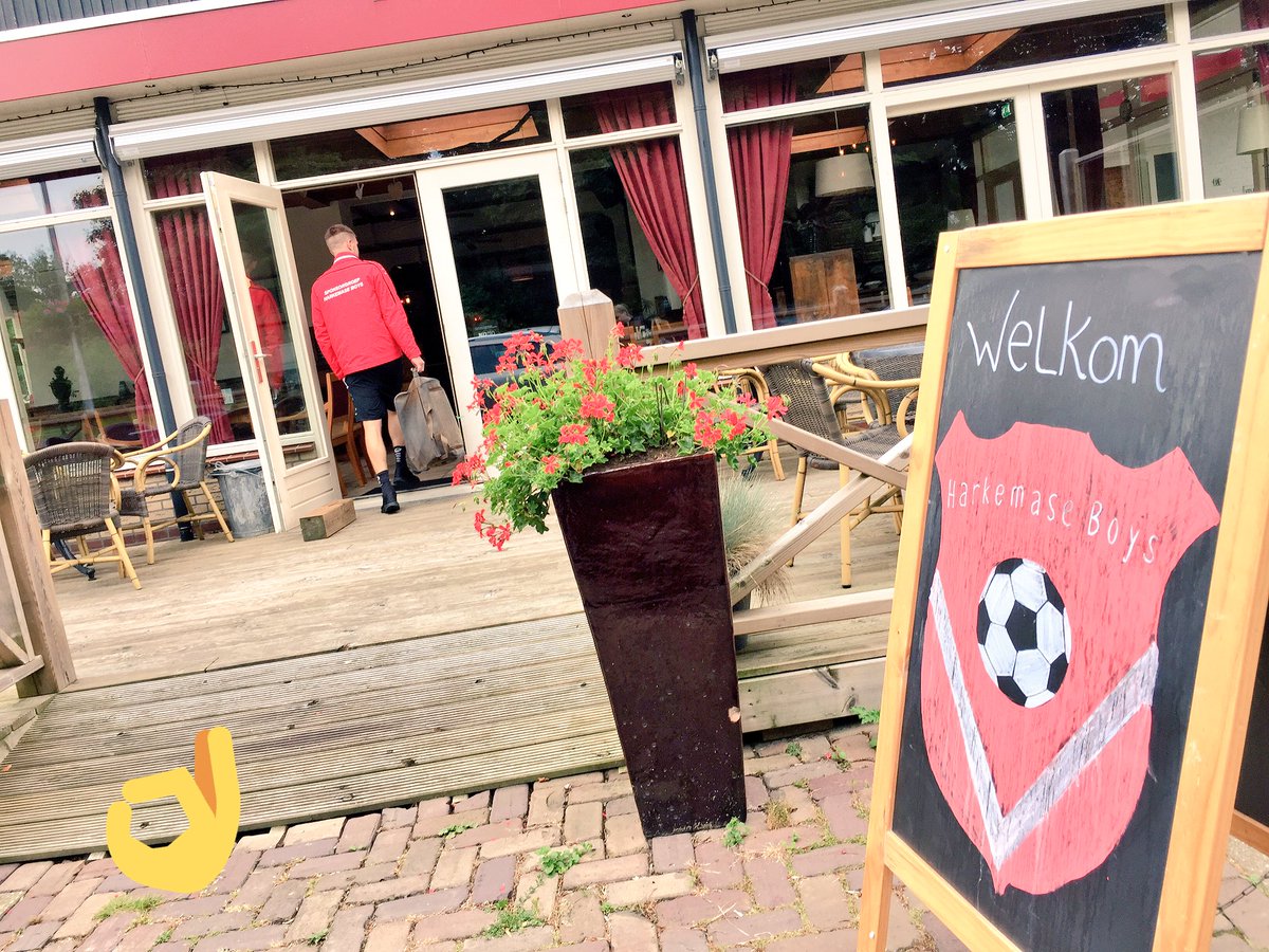 De eerste training in Kraggenburg zit erop. Nu weer een geweldig ontvangst bij <a href="/HotelvanSaaze/">H.C.R. Van Saaze</a>! #cotb