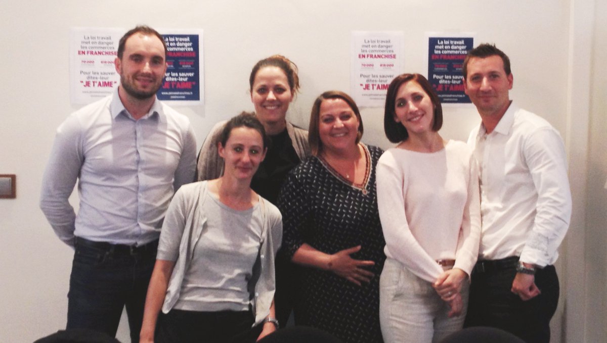 moinsrosemarie's tweet photo. Fin de la promo 16 formation #animateur de #réseau. Bravo à tous!
Toutes nos formations https://t.co/rDK7fsGL38 https://t.co/jVKZwrxjUW
