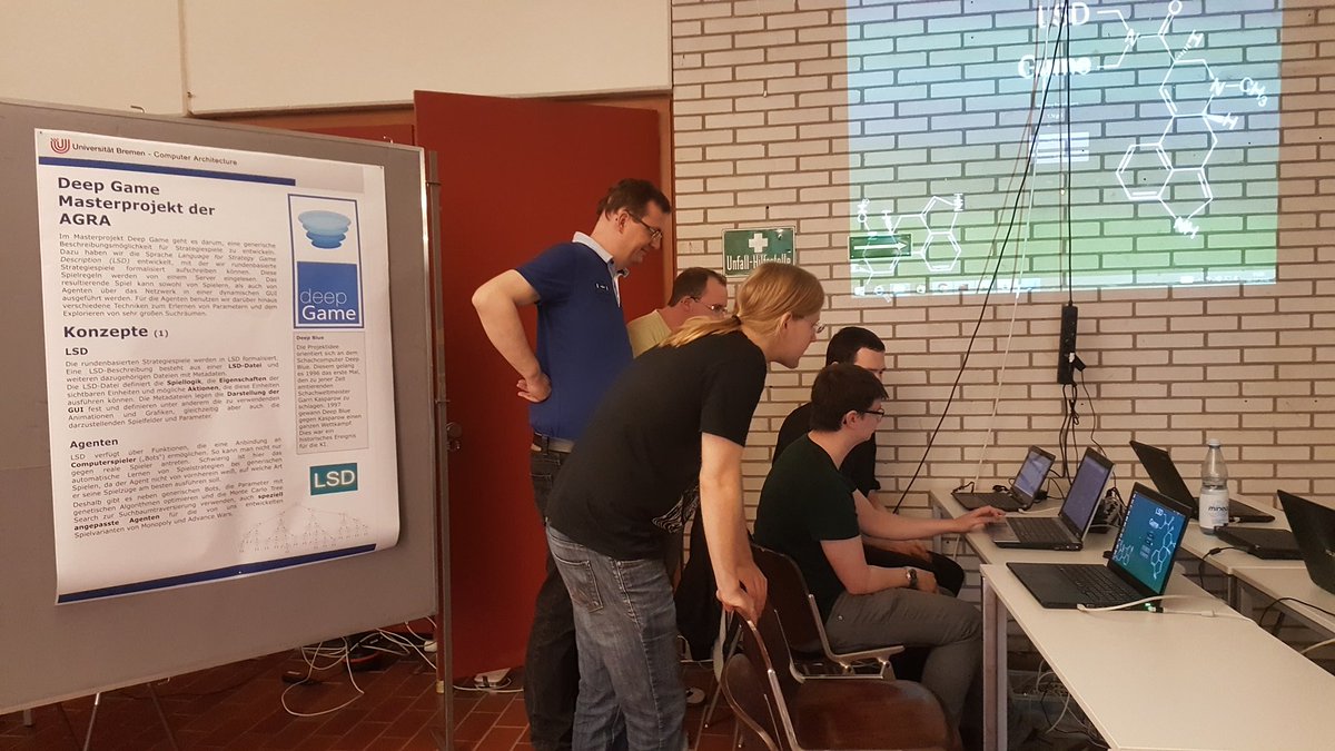 Rolf_Drechsler's tweet image. Projekttag an der @UniBremen - jetzt kann die #Software bei #DeepGame selbst ausprobiert werden 
@agra_uni_bremen