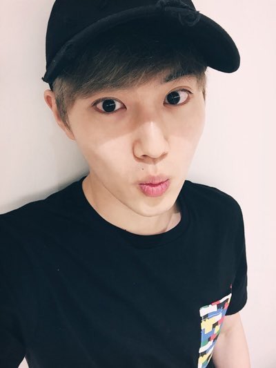 suhopictures's tweet photo. https://t.co/OuhdOd0UnK