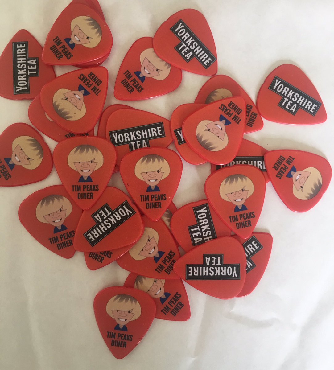 Fancy a Yorkshire Tea &amp; <a href="/Tim_Burgess/">Tim Burgess</a> plectrum? RT for a chance to win a pair!

(10 x prizes, closes noon Jul 11).