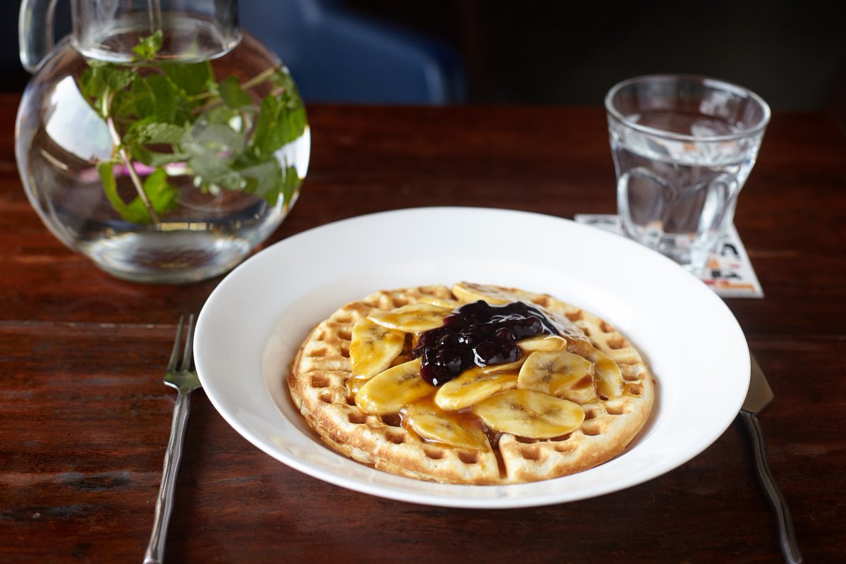 CDHspeaks's tweet photo. When the pancakes gets garnished by Maple syrup it is indeed a food bliss. #LoveCDH #BreakfastMenu https://t.co/G4j7fG91FM