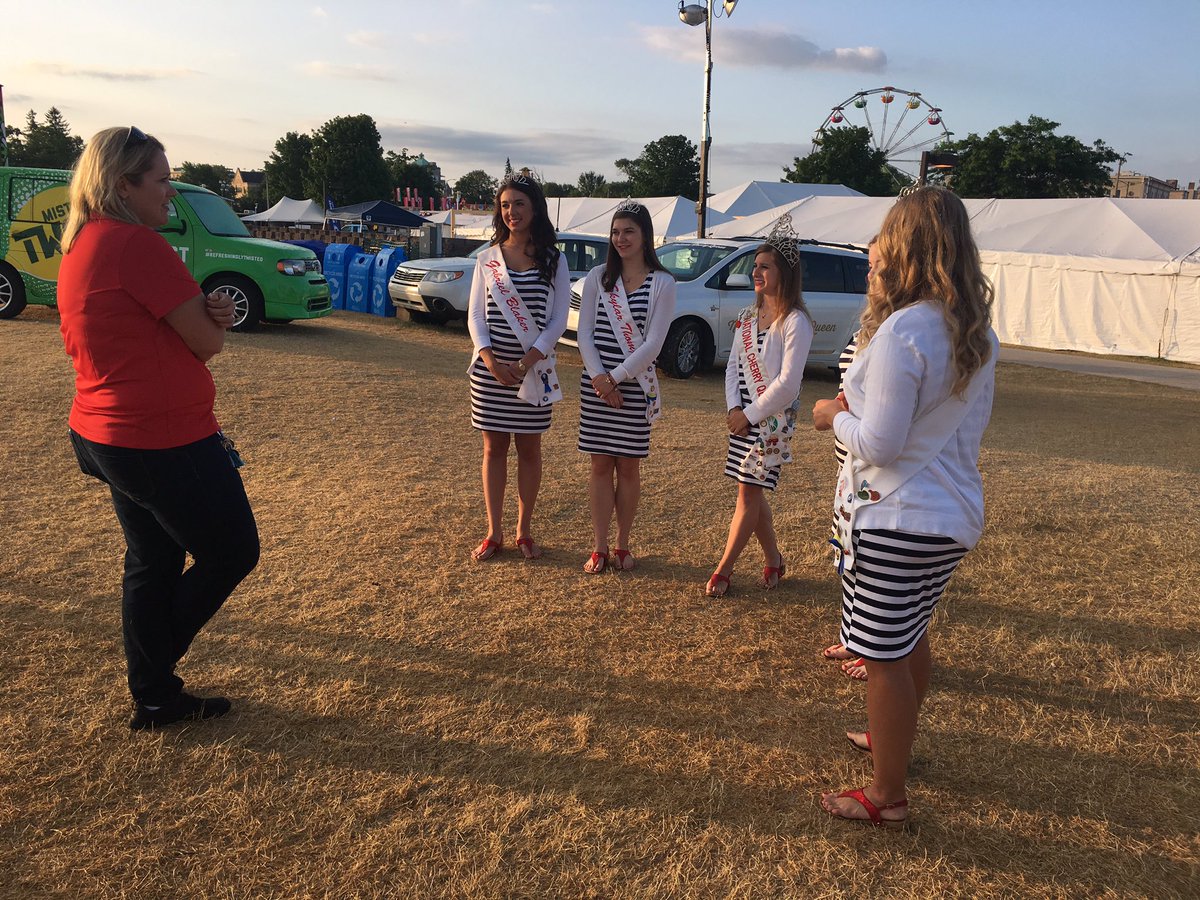 Getting ourselves the royal treatment at the @cherryfestival! We're live with the <a href="/NationalCherryQ/">Nat'l Cherry Queen</a> on @mifox32news 🍒